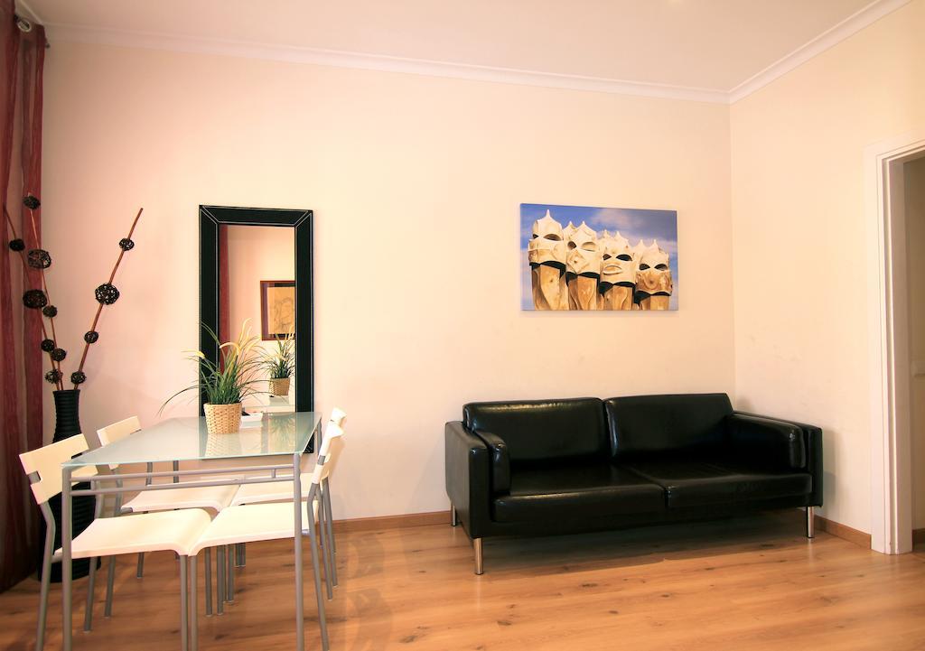 Appartamento Classbedroom Gaudi Barcellona